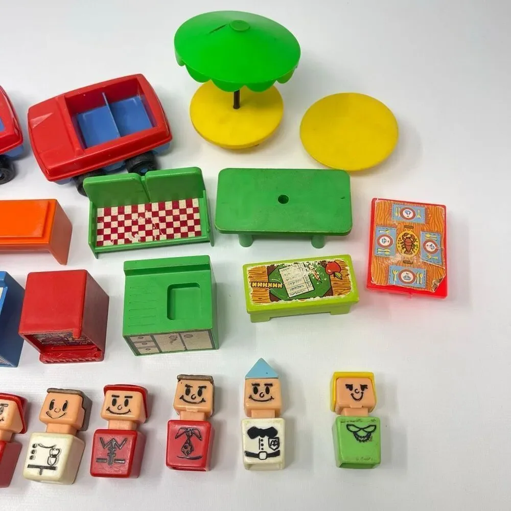 Vintage Playskool 1974 Blockhead Square Little People Familiar Places Lot 23 Pcs